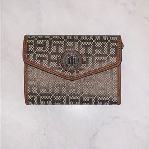 Tommy Hilfiger wallet